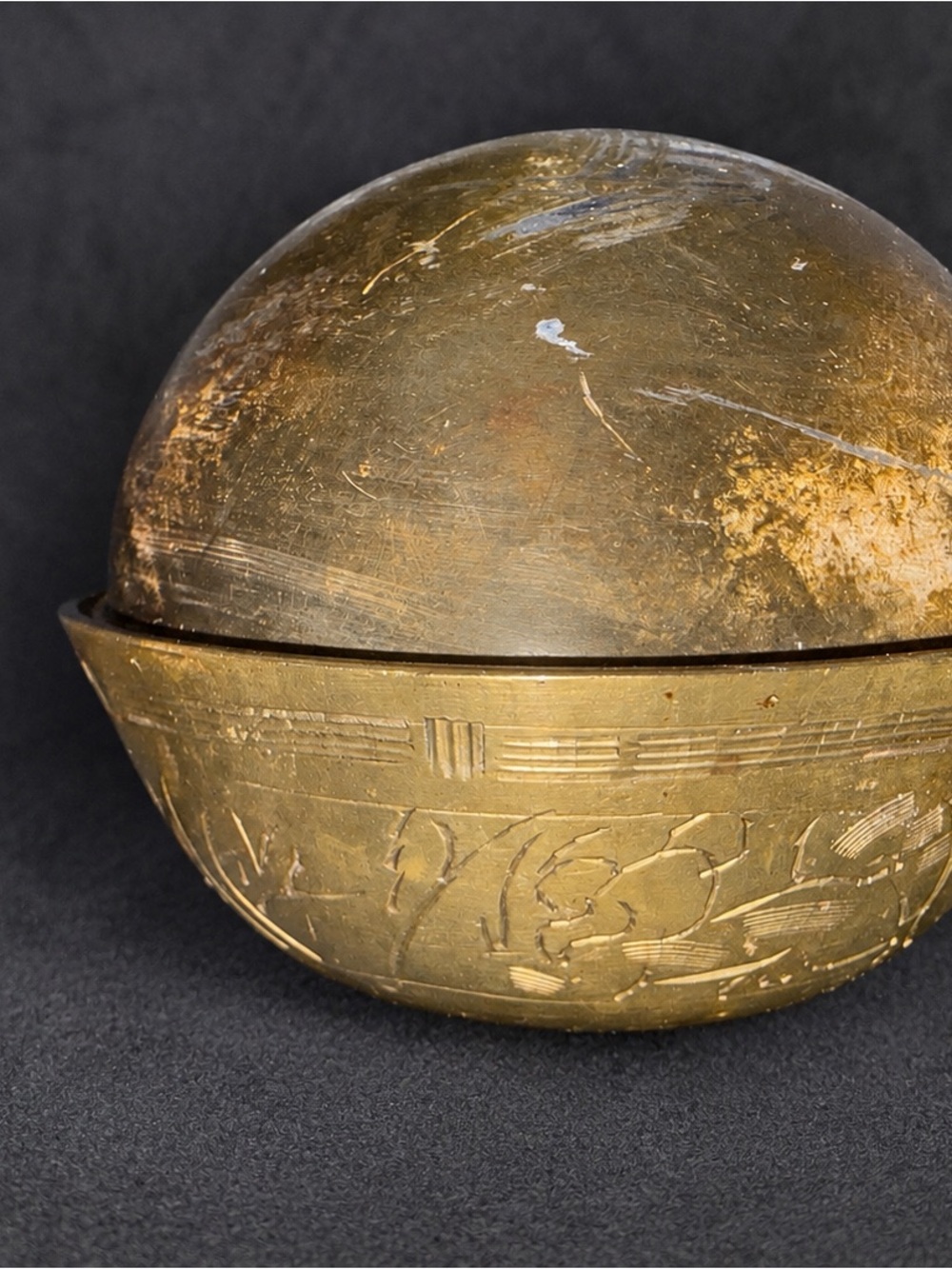 Vintage Etched Brass Trinket Box Round Lidded Bowl Jewelry Box Floral Hinged